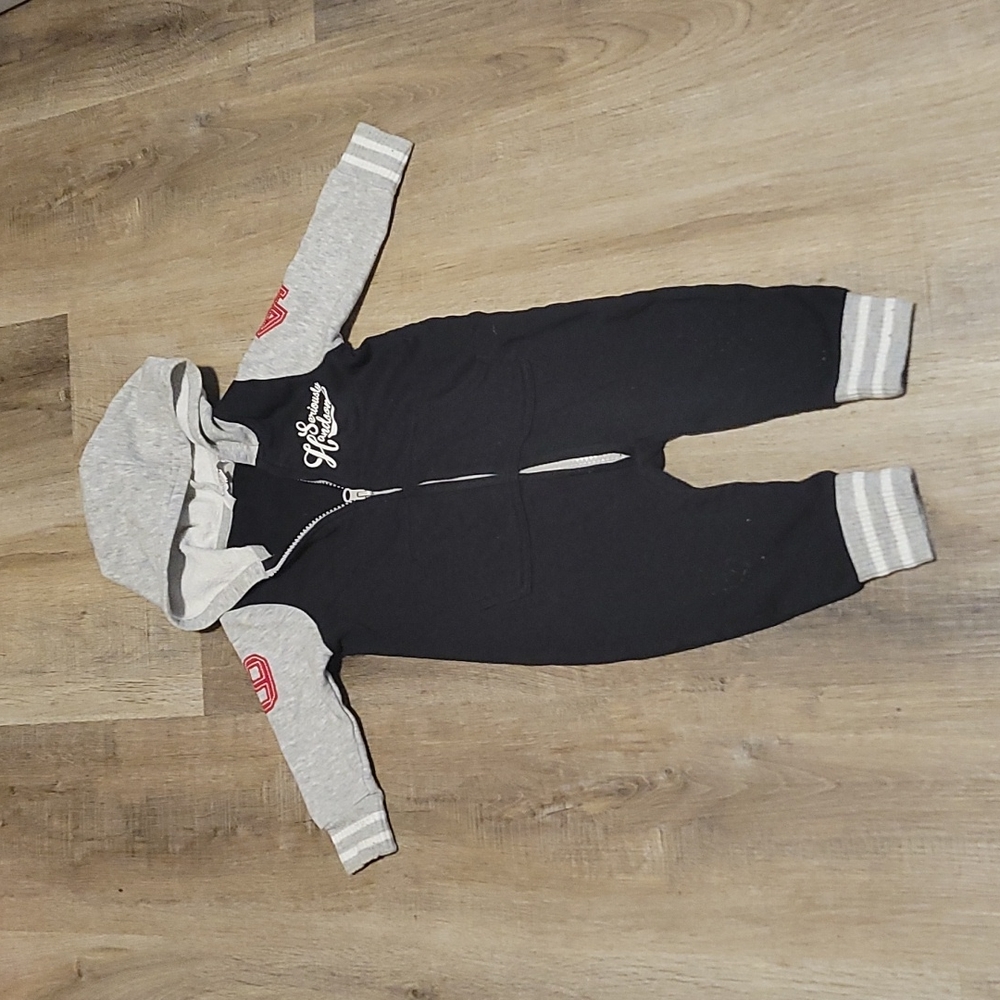 Seriously Handsome Black and Grey Jersey Styled Onsie. 6-12m